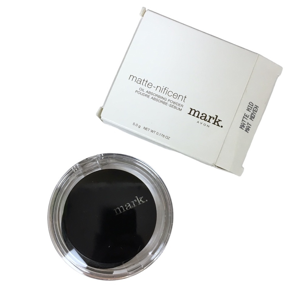 mark. Matte-Nificent Pressed Powder Oil Absorbing Compact Mirror Puff Matte Mid